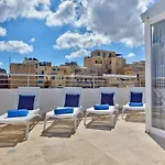 Valletta Luxury 4-Bedroom Duplex With Stunning Sea Views Private Terrace And Jacuzzi