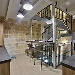 Chateau La Vallette - L-Ghorfa Suite