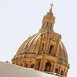 Archbishop Loft With Terrace.
