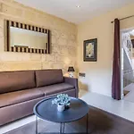 Valletta Bastions Seafront House