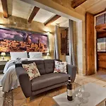 Laparelli Suite 1