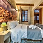 Laparelli Suite 1