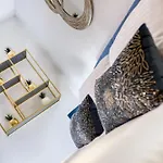 Stylish Valletta Suites