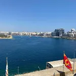 Valletta Seafront Apartment