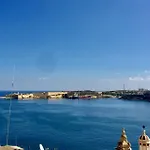 Luciano Valletta Studio - Self Catering