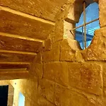 Valletta Lucia Townhouse