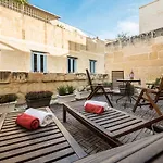 Valletta Ajkla Mansion