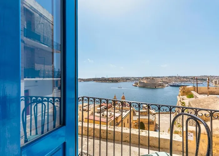 Valletta Harbour View Apartment