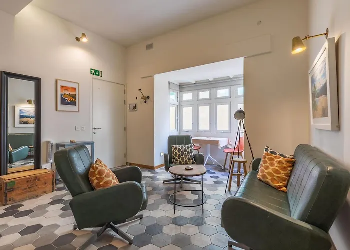 Valletta Two Bedroom Apartment Close To The Sea