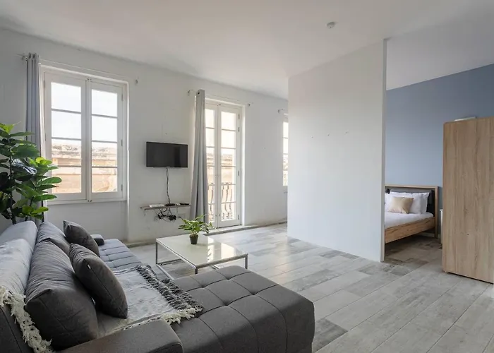 Historic Valletta Penthouse Apartment