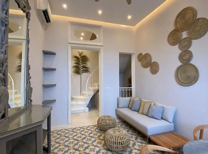 Stylish Seaview Valletta House