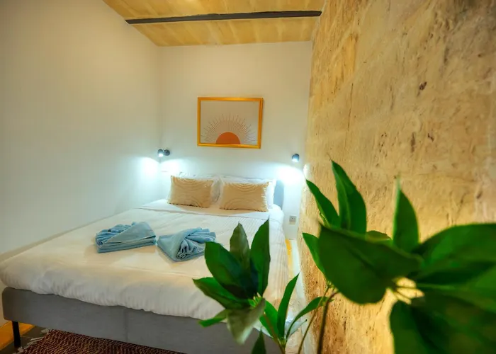Charming 2Bedroom Townhouse Valletta Center Kbut1-1