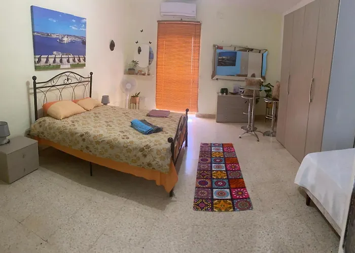 Valletta Tradtional One Bedroom Studio Apartment