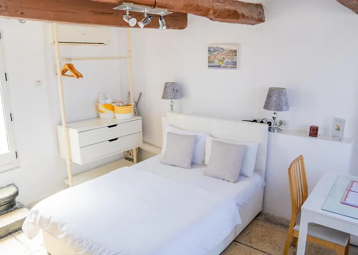 Vallettastay Skyline Sea View Studio