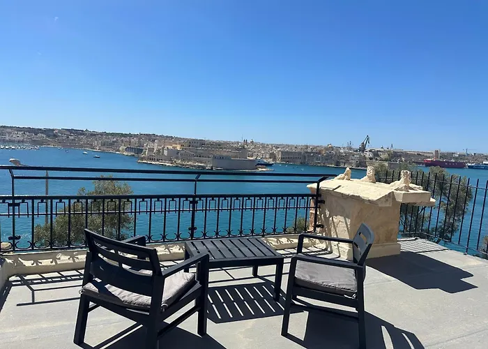 79 Sam\'S Place, Valletta