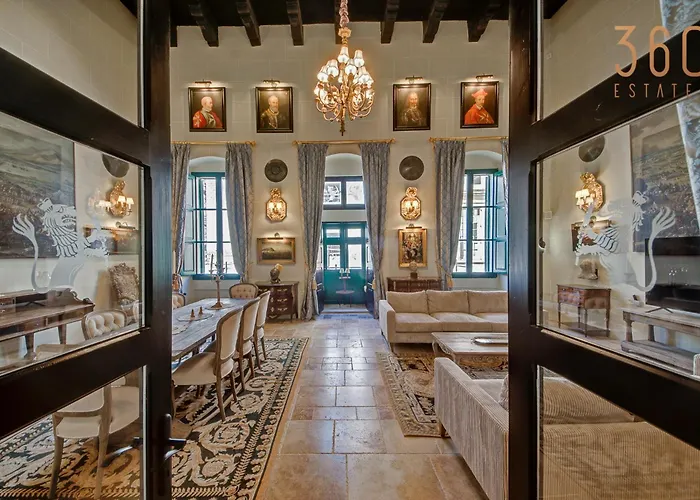 A Luxurious Palazzo In Valetta With Private Pool By 360 Estates