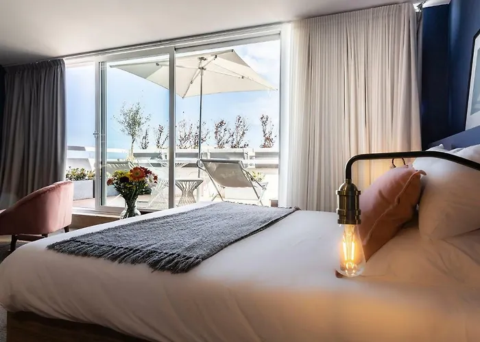 Merchant Suites