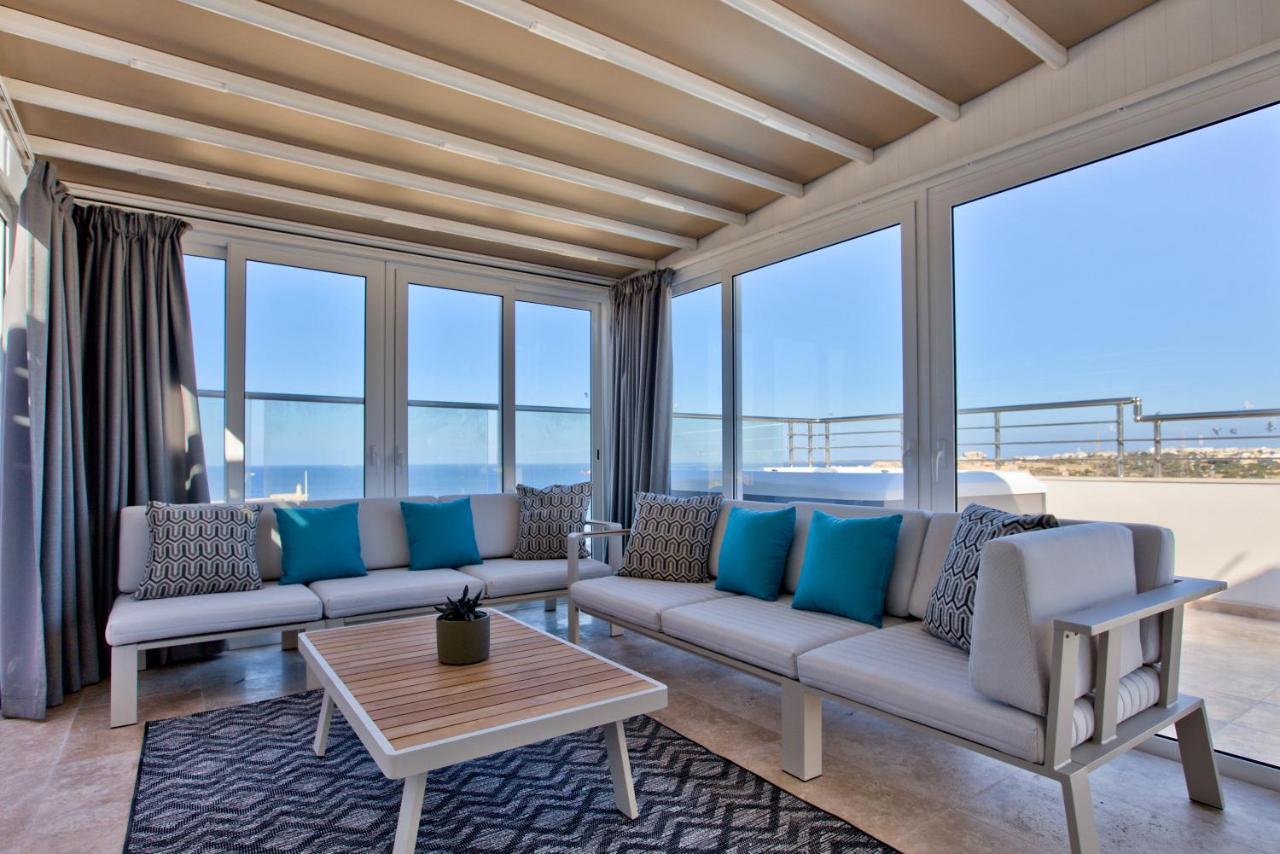Luxury 4-bedroom Duplex With Stunning Sea Views Private Terrace And Jacuzzi