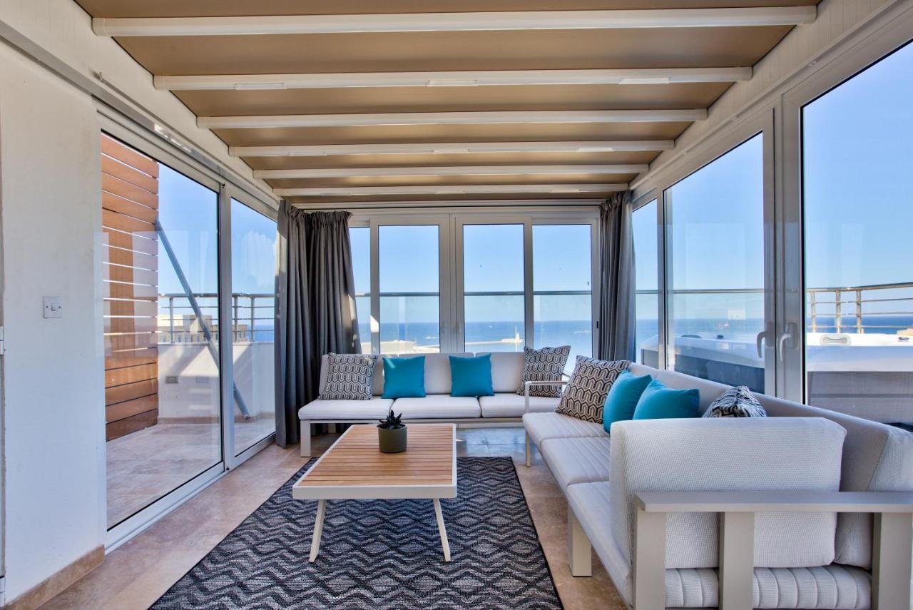 Apartment Luxury 4-bedroom Duplex With Stunning Sea Views Private Terrace And Jacuzzi Valletta