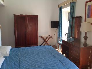 Hotel Castille 3*