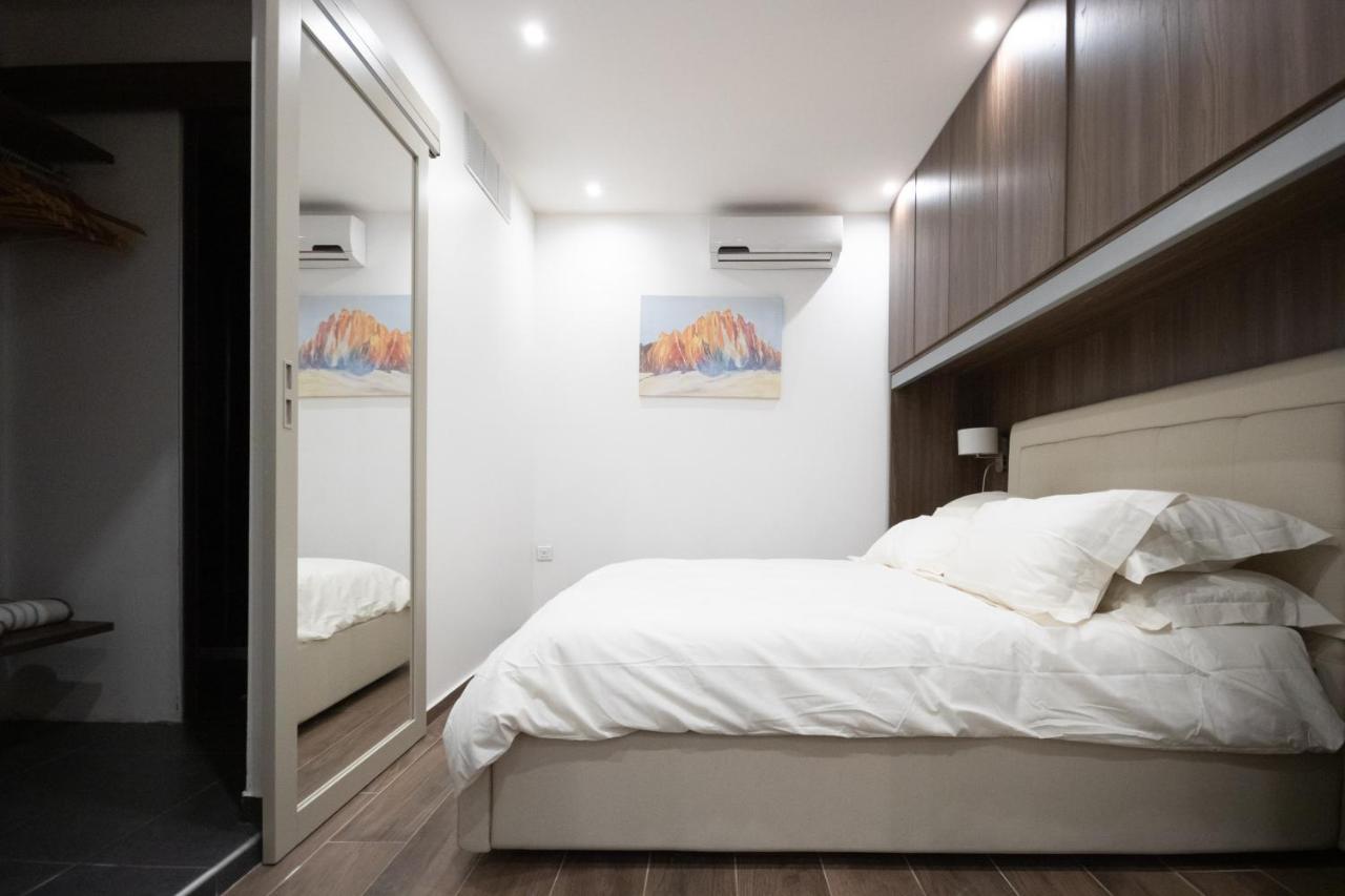 Collection - Zekka Apartment Valletta