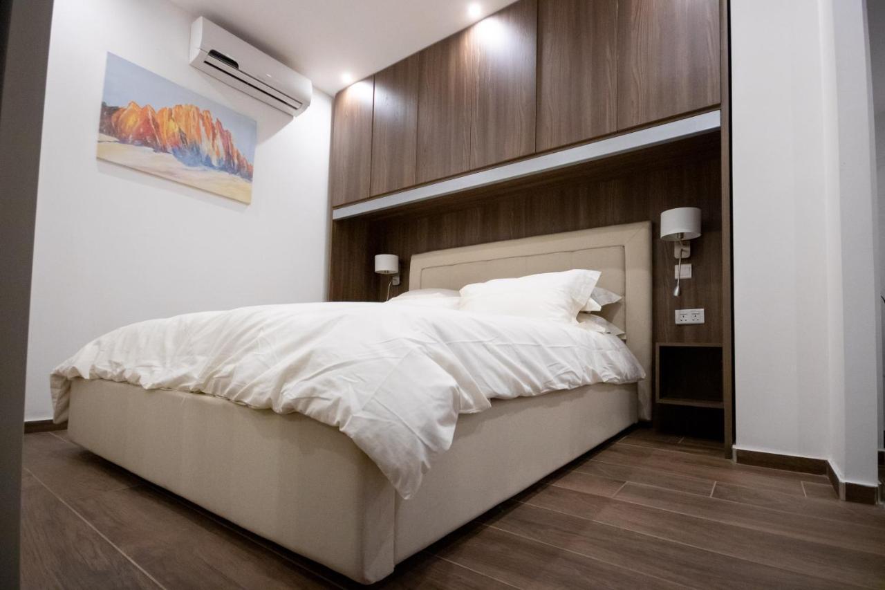 Collection - Zekka Apartment Valletta
