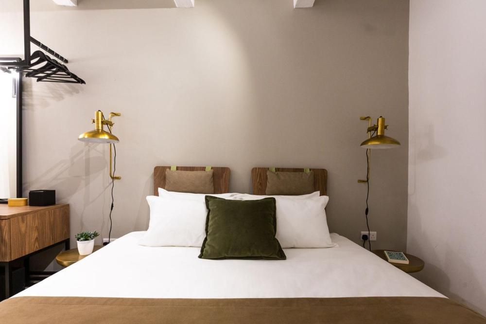 De Hotel *