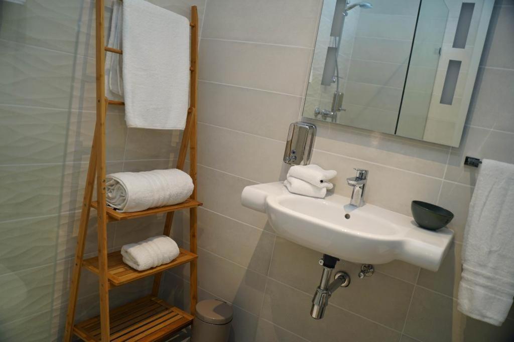 Capital Guest house *