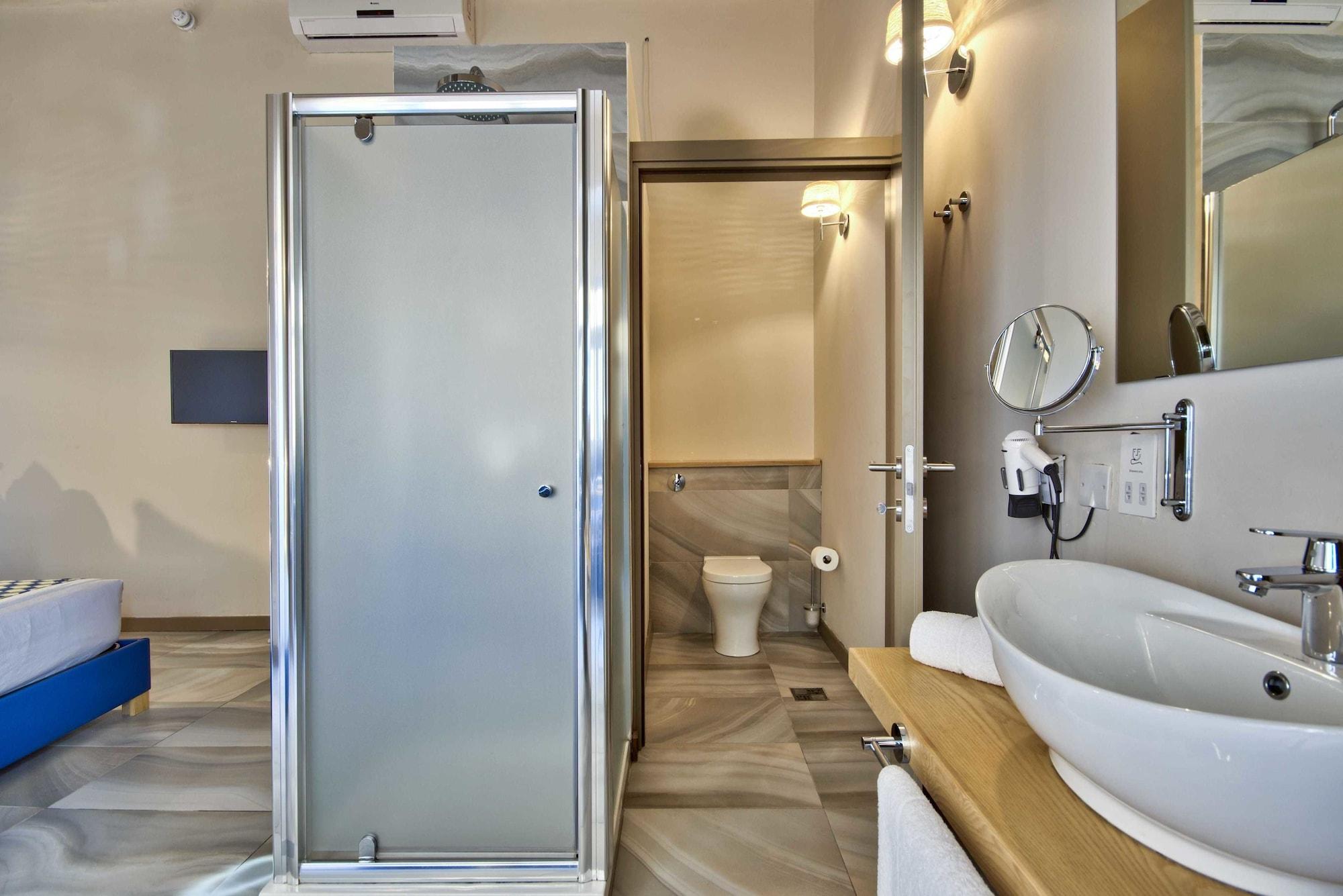 The British 3* Valeta