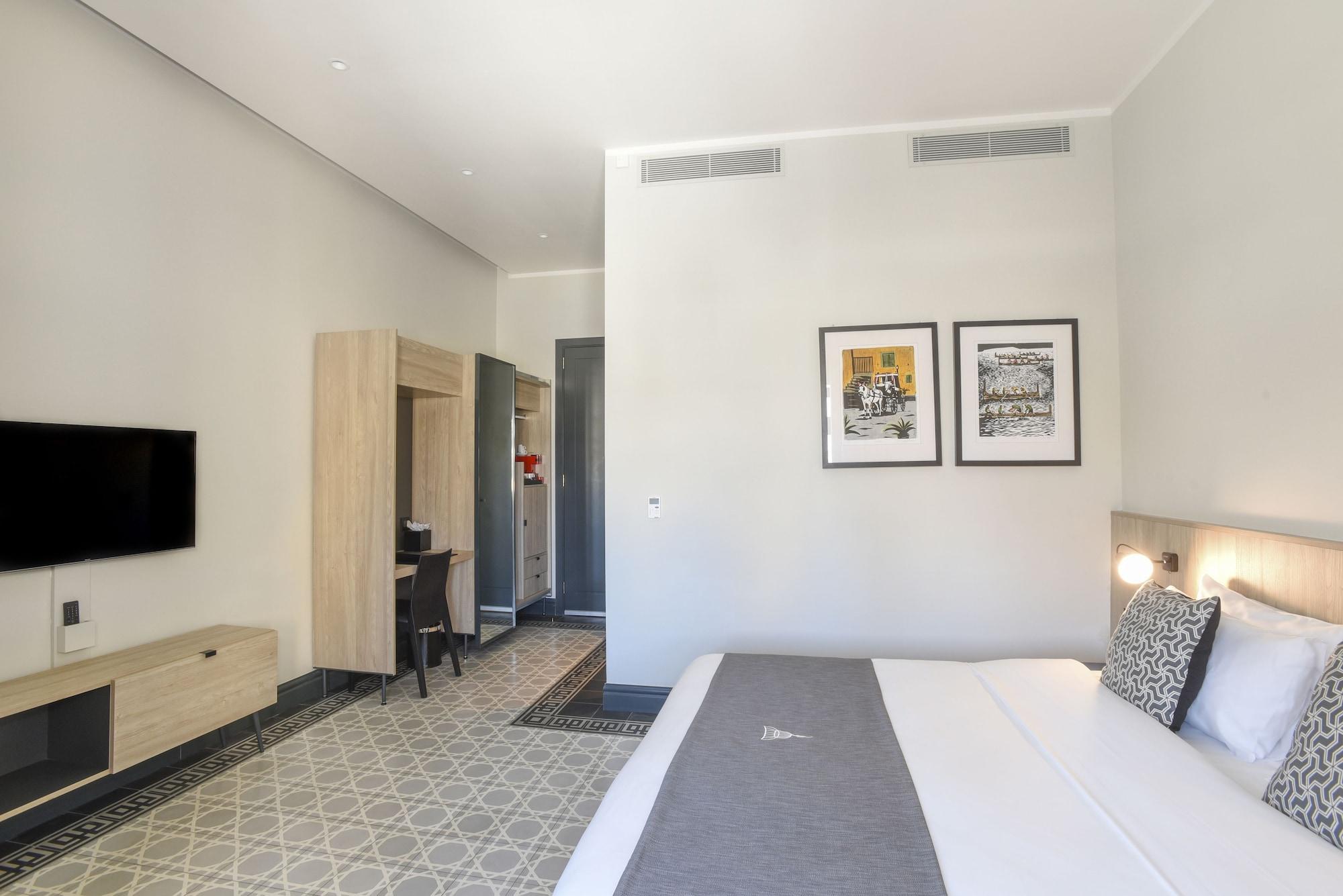 La Falconeria Hotel 4*