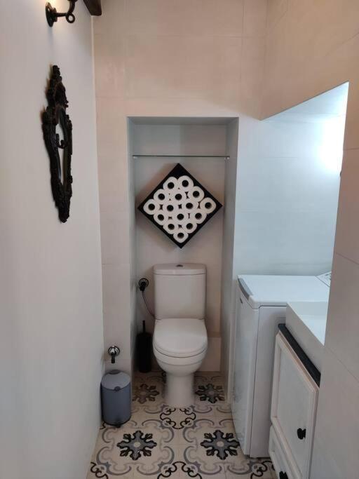 Cozy Corner House In - Authentic!