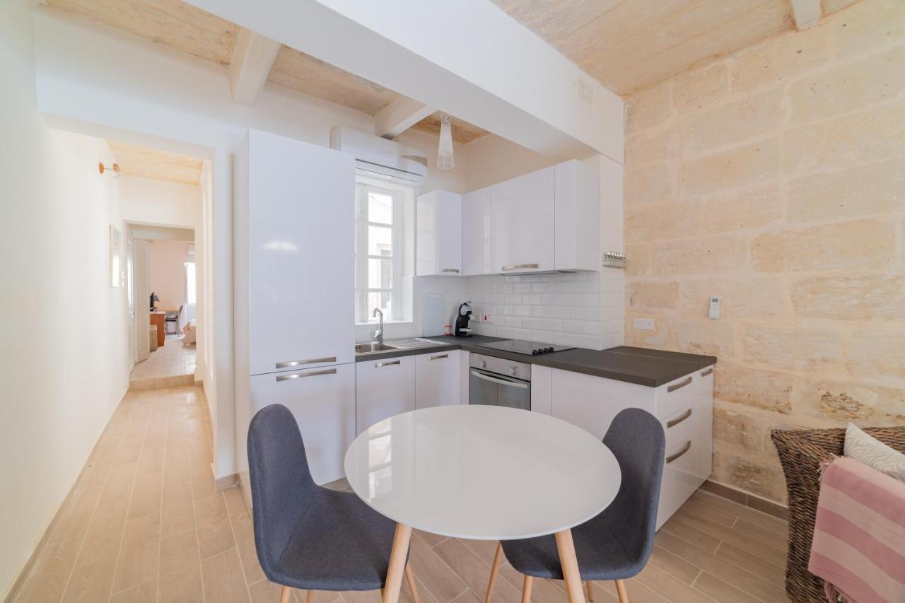 Townhouse-hosted By Sweetstay * Valletta