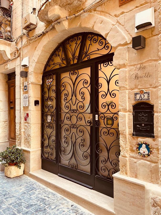 Apartment 10 La Ruelle *