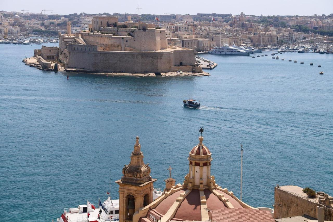 Holiday home Spacious Maisonette With Spectacular Views Ibri1-1 Valletta