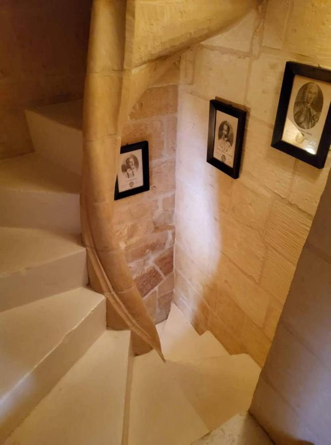 Cozy Corner House In - Authentic! Ferienhaus Valletta