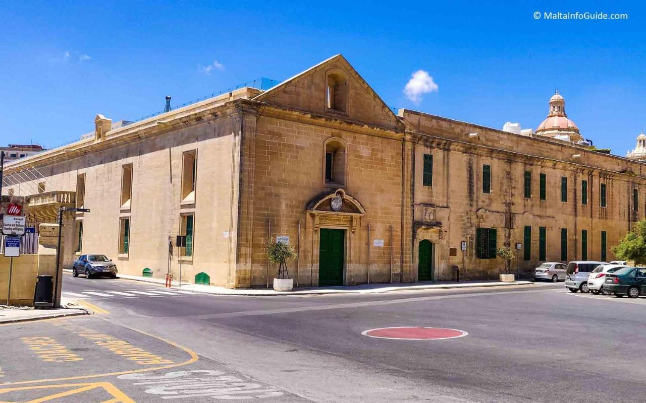 Cozy Corner House In - Authentic! * Valletta