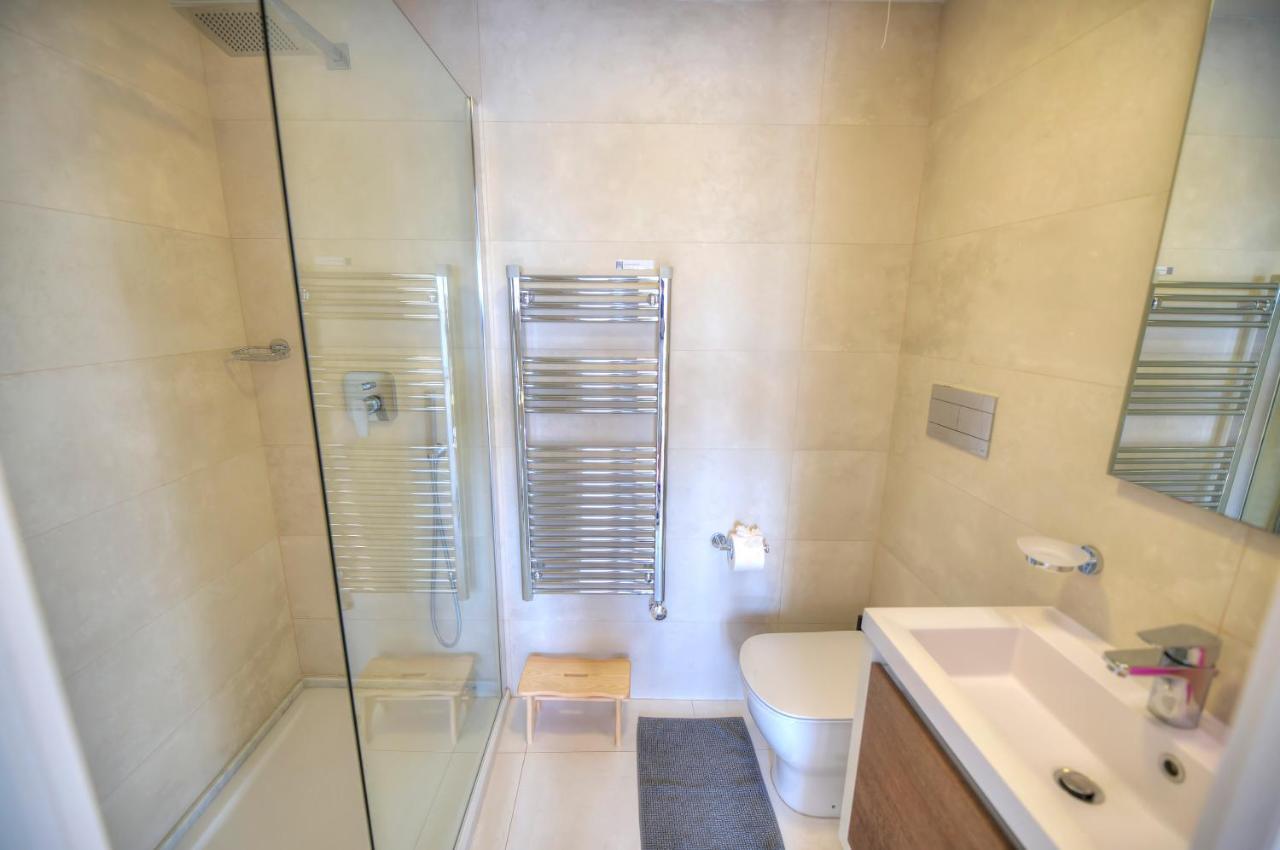 Spacious Maisonette With Spectacular Views Ibri1-1 Holiday home