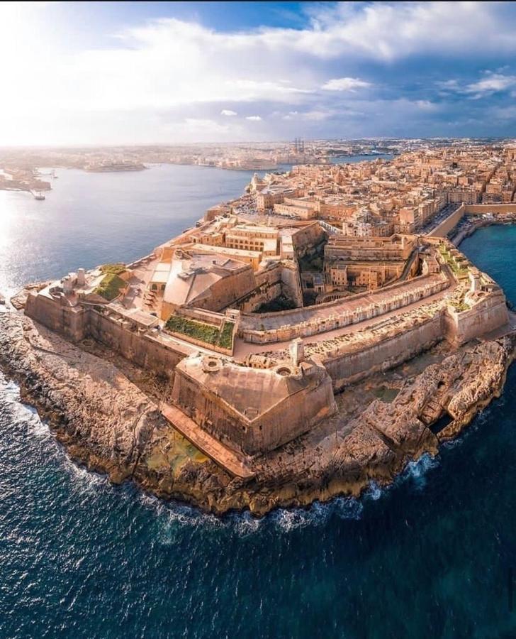 Mcc * Valletta
