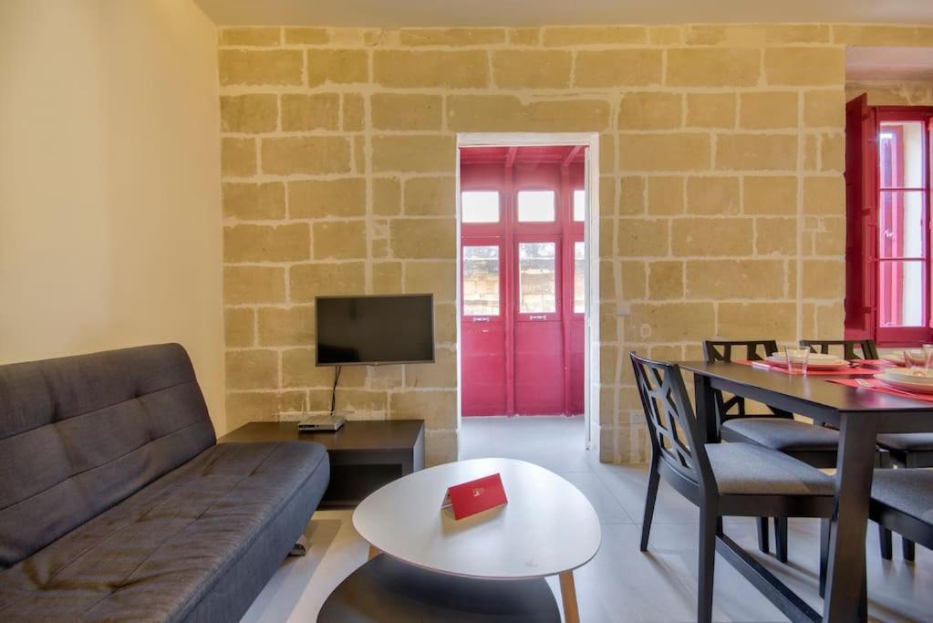 Vallettastay - Lucky Star Two Bedroom 203 * Valletta