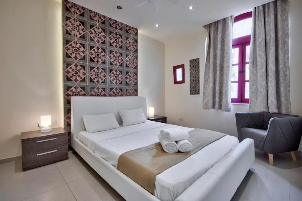 Vallettastay - Lucky Star Two Bedroom 203 Apartment *