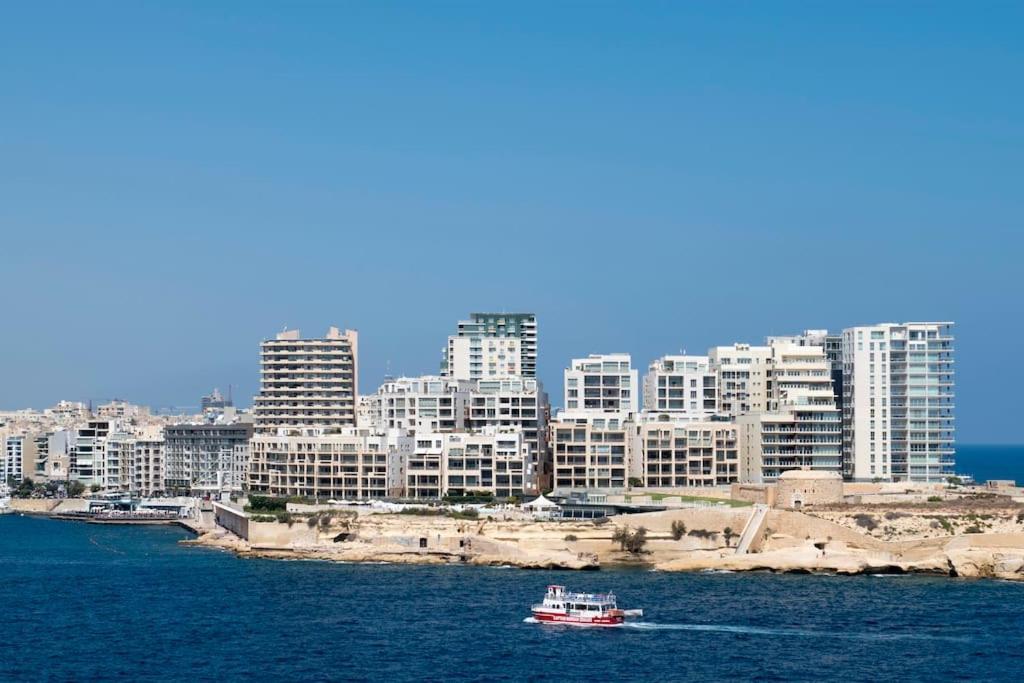Vallettastay - Harbor View Gem -sea View 2 Bed