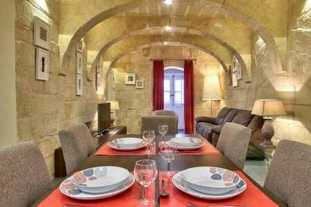 Vallettastay - Orangerie Two Bedroom 201 Apartment *