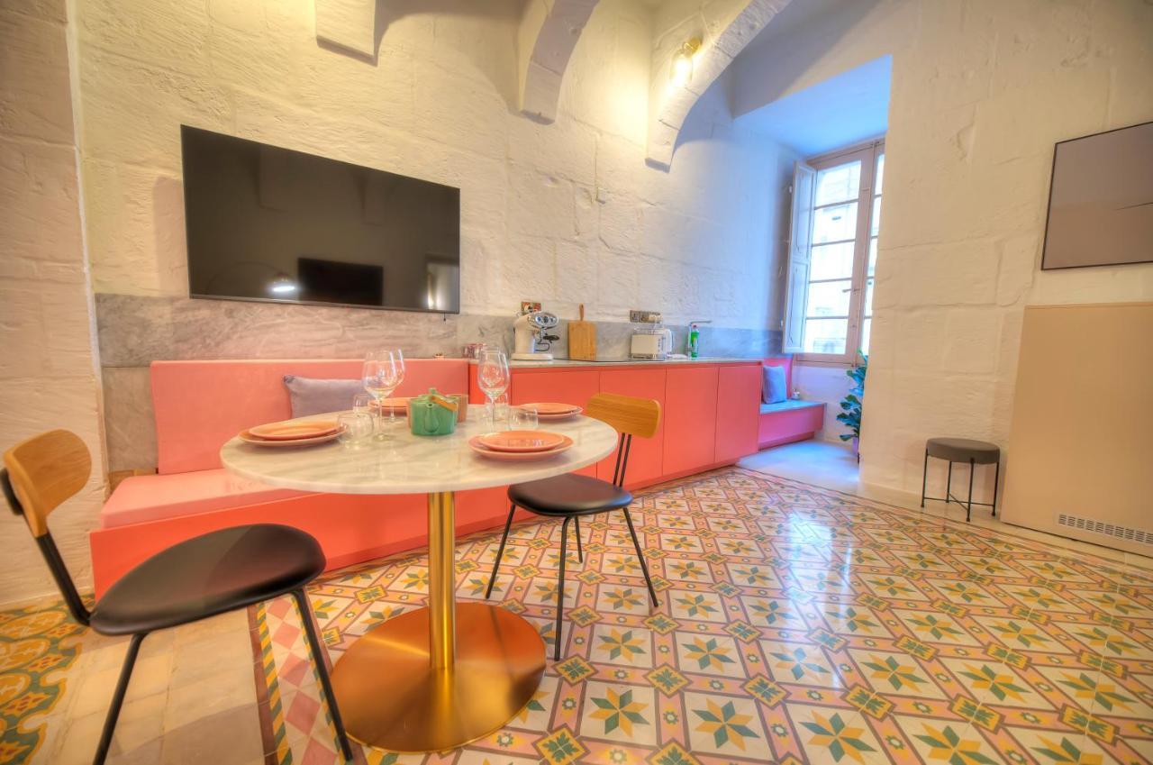 Apartment Impressive & Stylish Palazzino In Ddem1-3