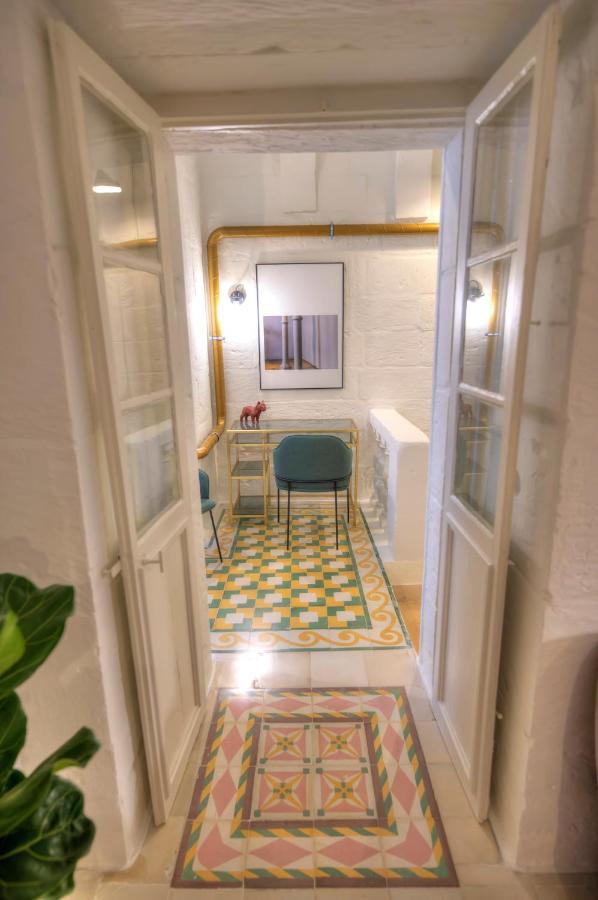 Impressive & Stylish Palazzino In Ddem1-3 *
