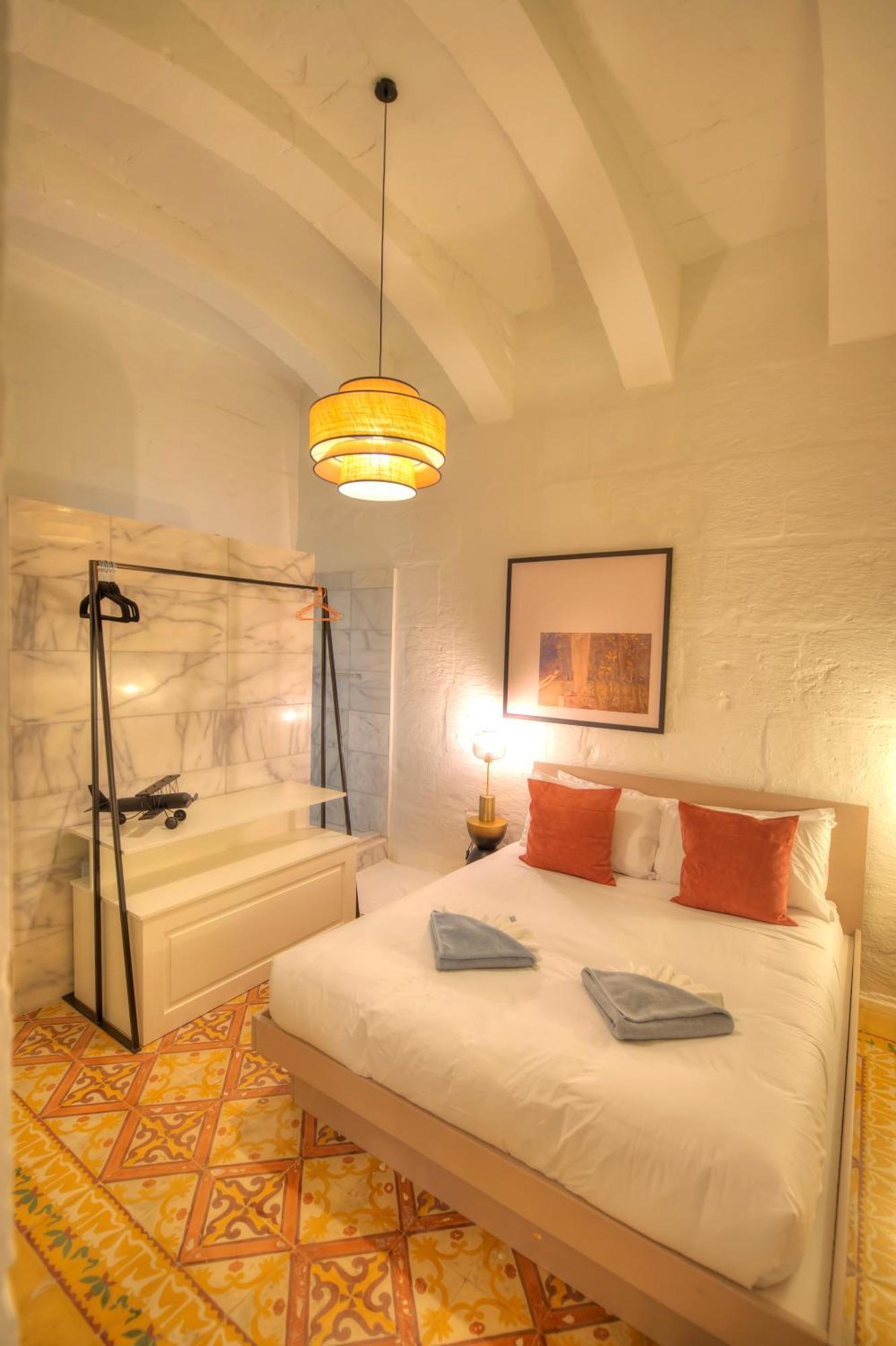 Impressive & Stylish Palazzino In Ddem1-3 Valletta