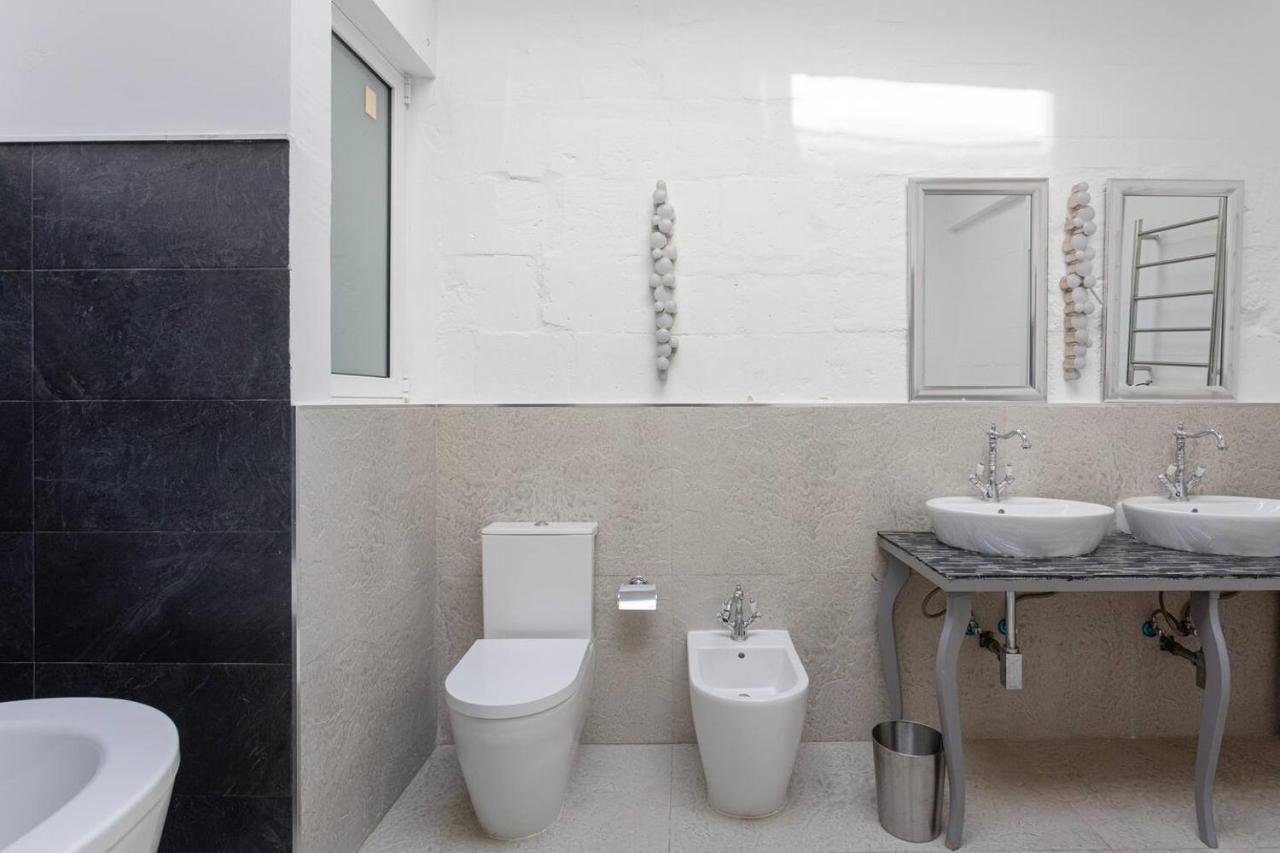 Historic Penthouse Apartment Valletta