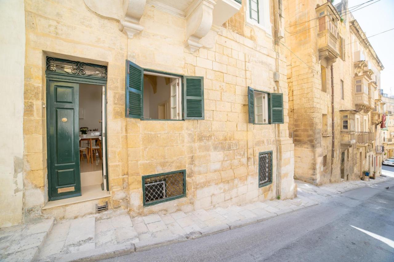 Carmelita Maisonette Apartment