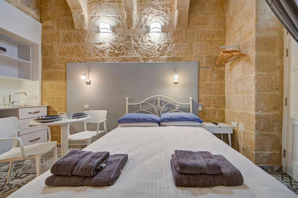 31 Sally Port Valletta