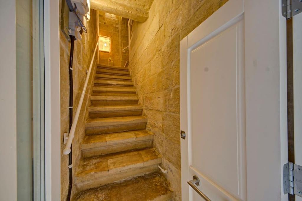31 Sally Port