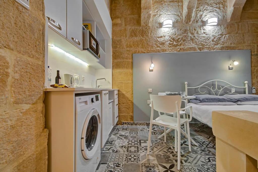 31 Sally Port Apartment *